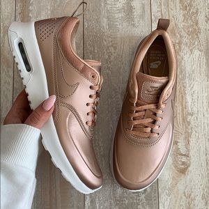 nike air max thea rose gold